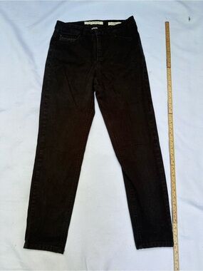 Jones New York Soho Ankle Skinny Jeans in Size 4 Black,  studs 26 inch waist